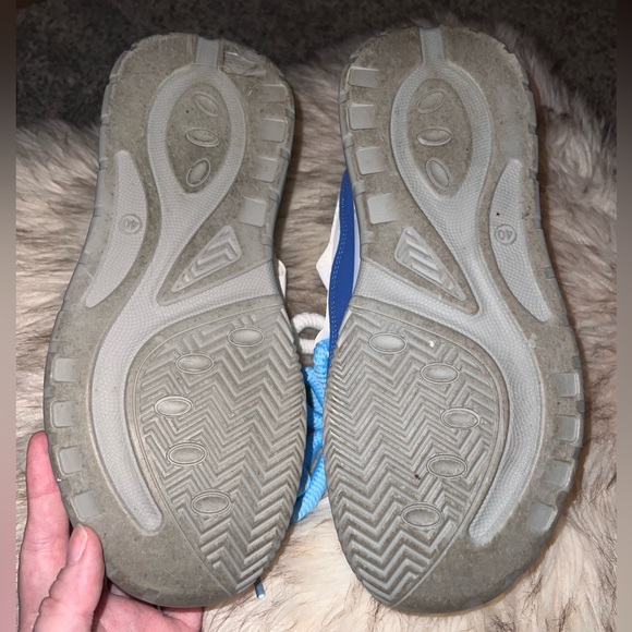 Shein Chunky Blue and White Platform Athletic Style Shoes - Picture 5 of 5